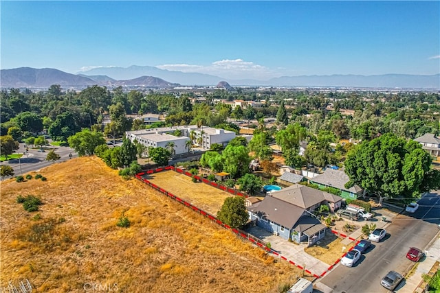 bird's eye view featuring a mountain view