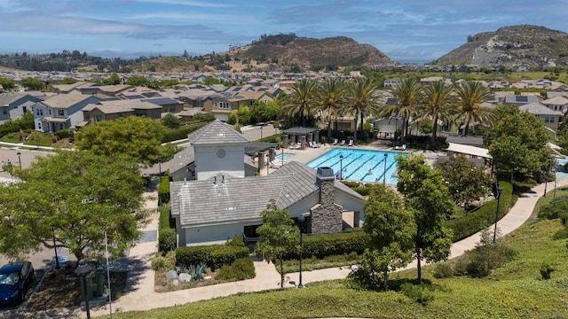 bird's eye view with a mountain view