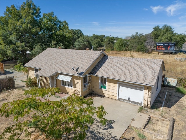 view of front of house with a garage