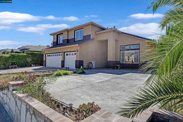 view of front of house featuring a garage