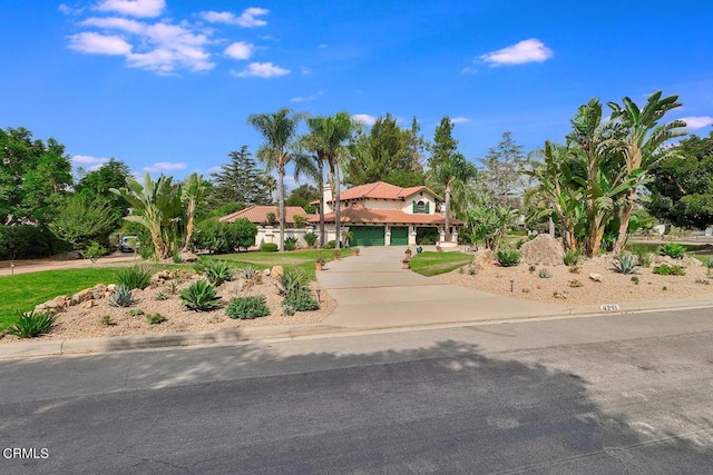 view of mediterranean / spanish-style home