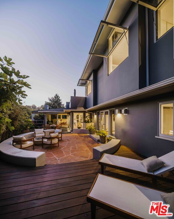 view of deck at dusk