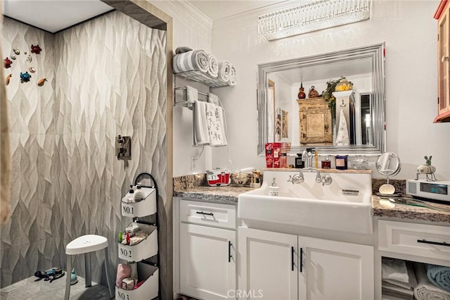 179 Golf Course Rd, Lake Arrowhead, CA 92317 - bathroom featuring vanity and crown molding
