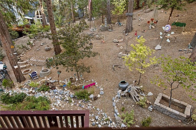 179 Golf Course Rd, Lake Arrowhead, CA 92317 - view of yard