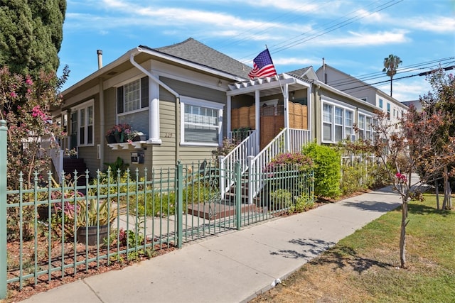 view of front of home featuring a pergola