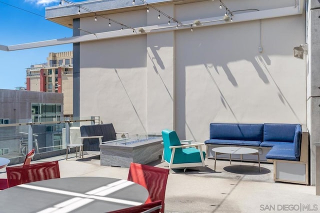 view of patio / terrace featuring outdoor lounge area