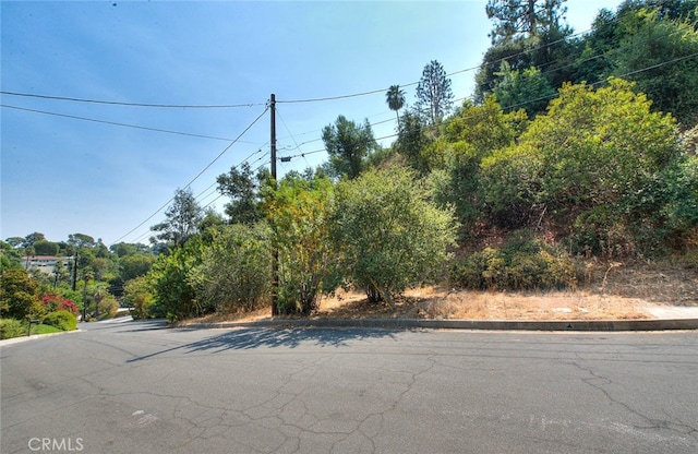 Listing photo 3 for 1450 Marianna Rd, Pasadena CA 91105