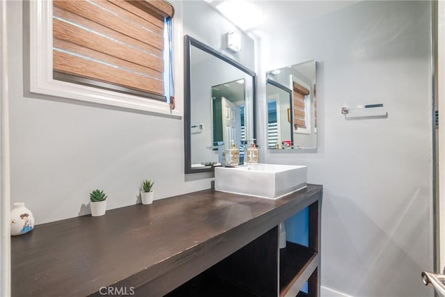 bathroom featuring sink