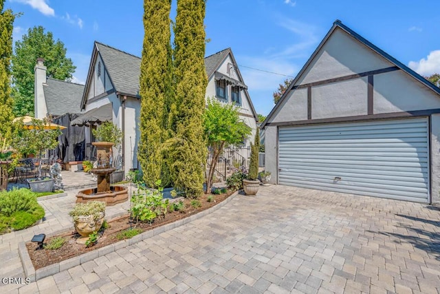 view of front of home featuring a garage