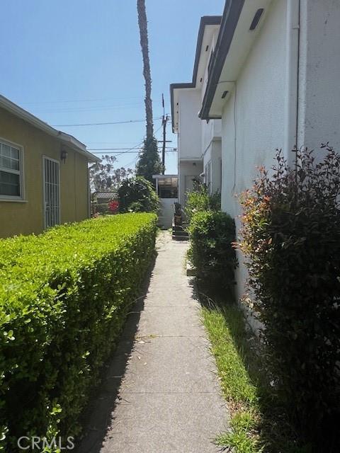 8656 Cadillac Ave, Los Angeles, CA 90034 - view of yard