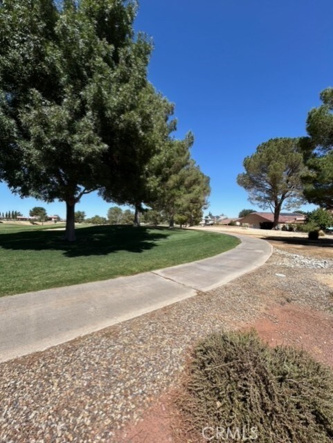 14910 Fireside Ln, Helendale, CA 92342