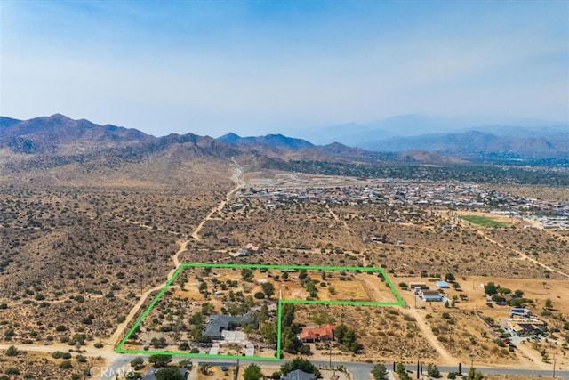 bird's eye view featuring a mountain view