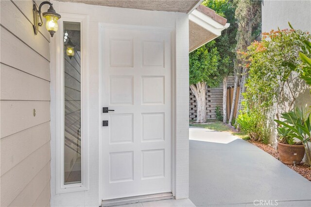 view of doorway to property