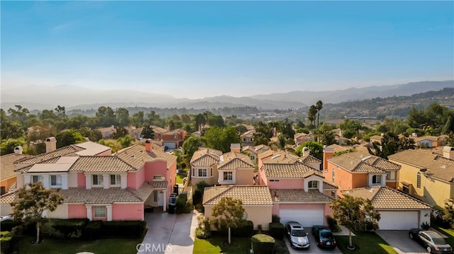 bird's eye view featuring a mountain view