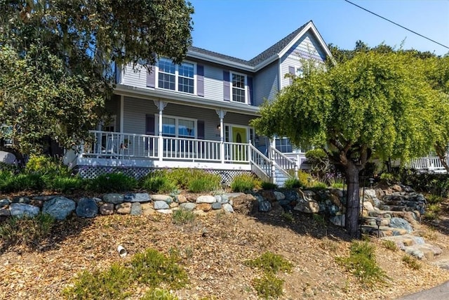 view of front of property featuring a porch