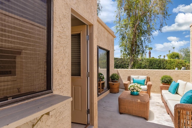 view of patio featuring an outdoor hangout area