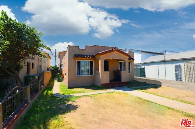 view of front of house