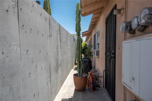 5238 Hermitage, Valley Village, CA 91607 - photo 25