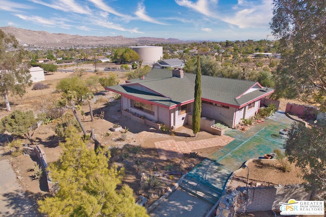 bird's eye view with a mountain view