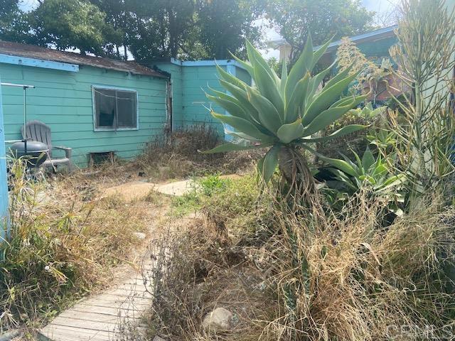 341 Brooks, Oceanside, CA 92054 - view of yard