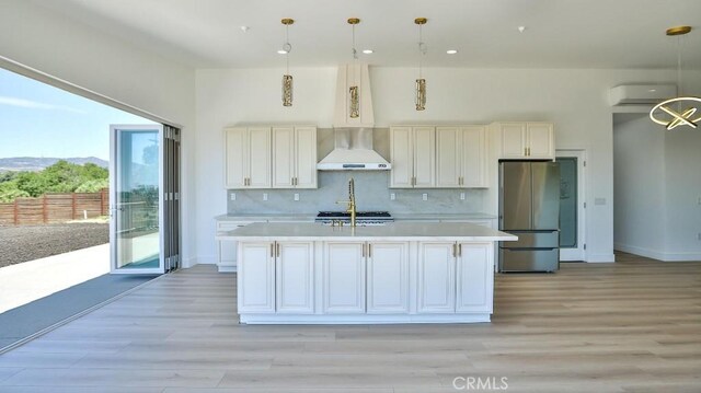 1198 Barbara Dr, Vista, CA 92084 - photo 12