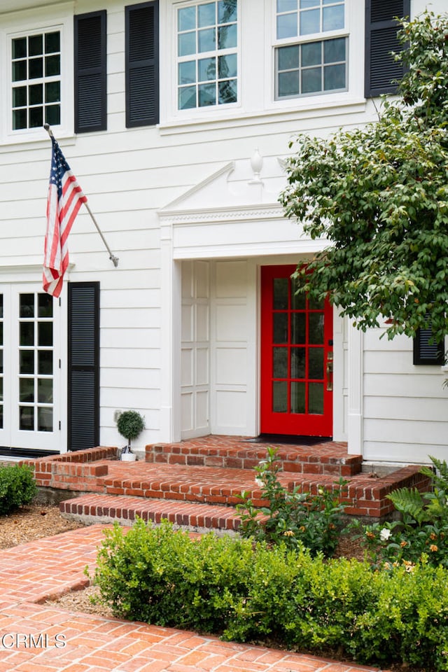 view of property entrance