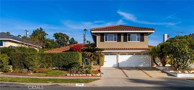 view of front of house featuring a garage