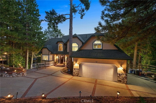 view of front facade featuring a garage