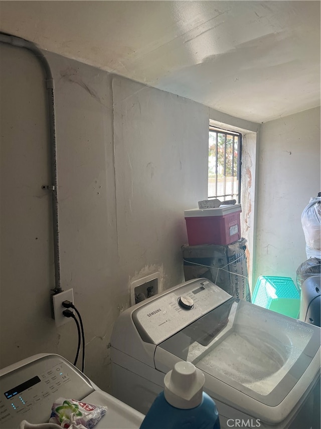 laundry area featuring washer and dryer