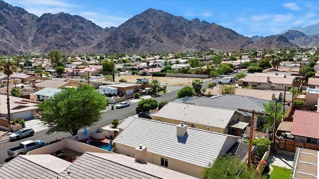 bird's eye view featuring a mountain view