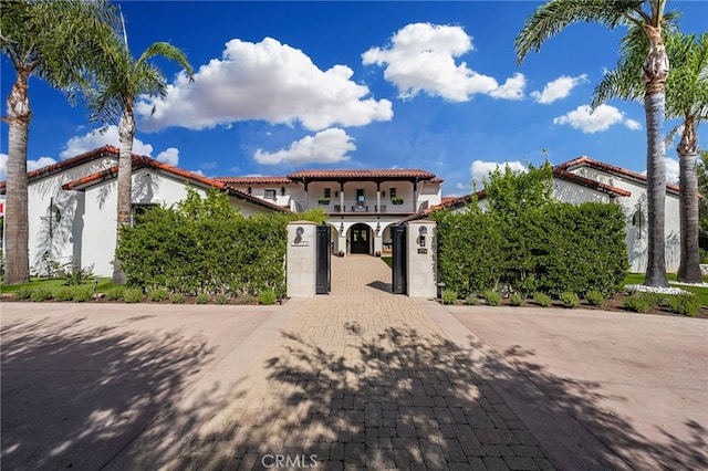 view of mediterranean / spanish-style home