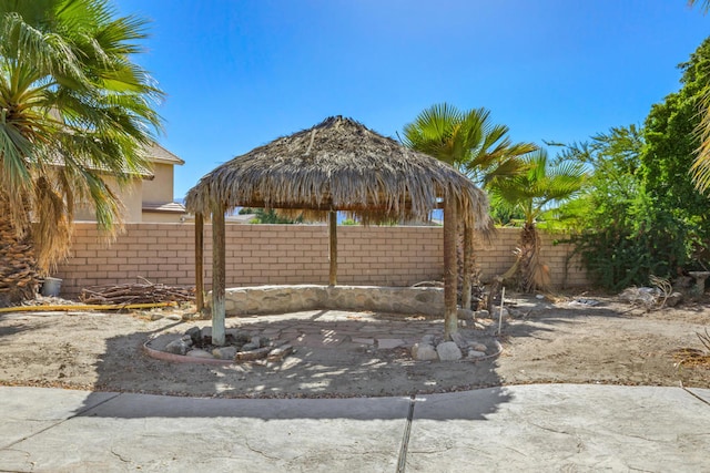 view of yard with a patio