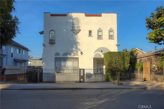 view of front of house