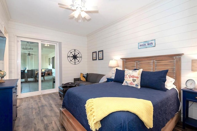 bedroom with access to outside, crown molding, dark hardwood / wood-style floors, and ceiling fan