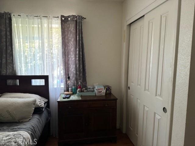 bedroom featuring a closet