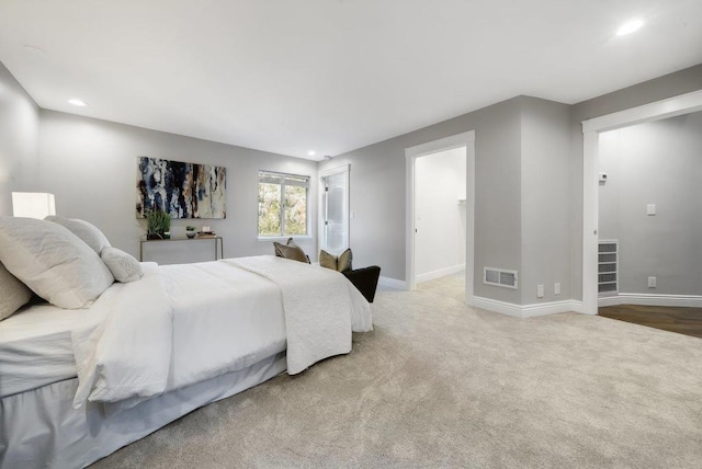 bedroom with carpet flooring