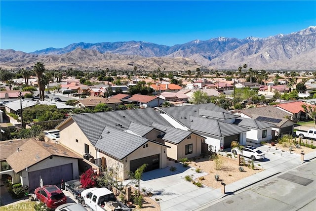 bird's eye view with a mountain view