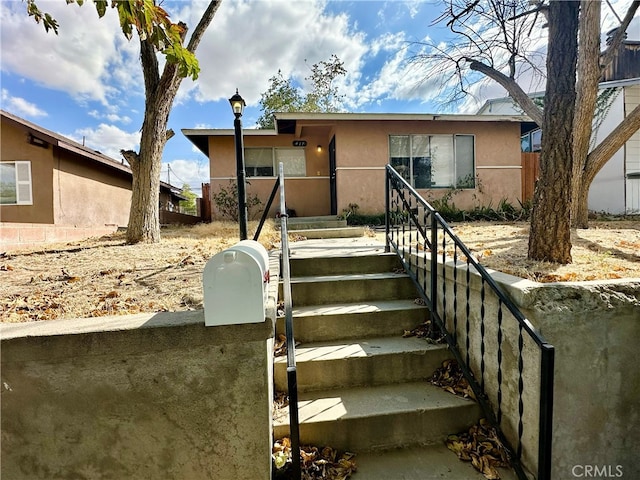 view of front of house