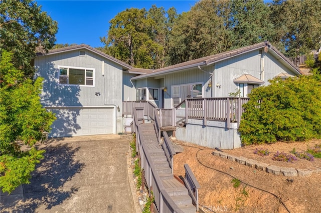 view of front of home featuring a garage