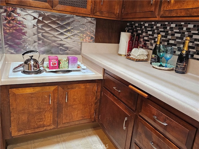 kitchen with backsplash