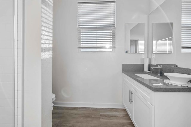 2013 Bravo Loop Unit 5, Chula Vista, CA 91915 - full bath featuring double vanity and wood finished floors