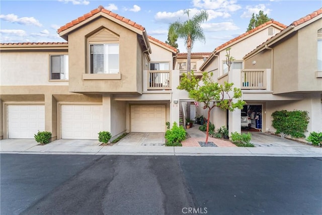 view of townhome / multi-family property