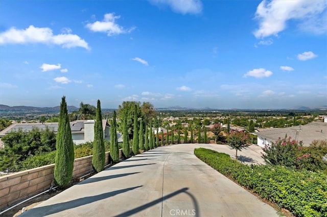 view of home's community featuring a mountain view