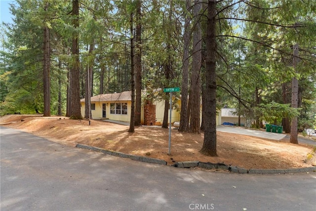 6032 Tiffin Ct, Magalia, CA 95954 - view of single story home