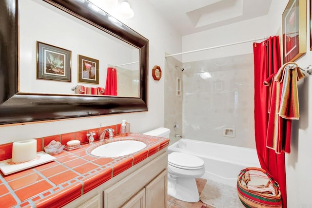 full bathroom featuring shower / bathtub combination with curtain, tile patterned floors, vanity, and toilet