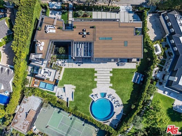 birds eye view of property