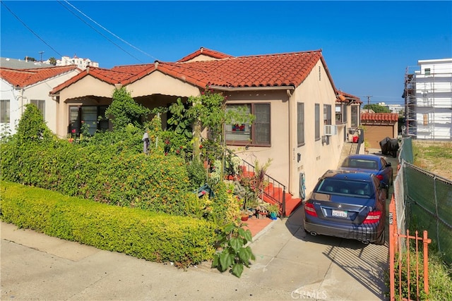 view of mediterranean / spanish-style house