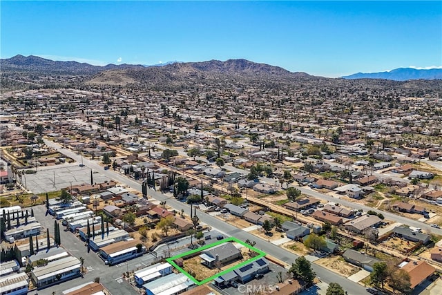 bird's eye view featuring a mountain view