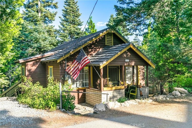 view of front of property