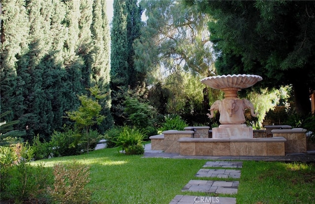 2611 Steeplechase Ln, Diamond Bar, CA 91765 - view of green lawn